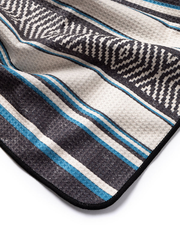 Baja Norte - Vibrant Golf ECO Towel for Easy Cleaning - LEUS
